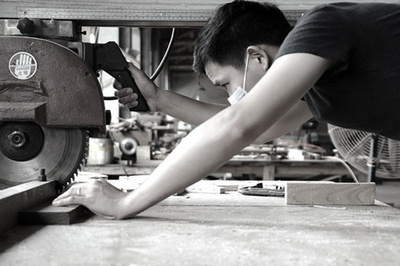 從校園創(chuàng)意到成熟企業(yè) 一個木制家具品牌的成長之路